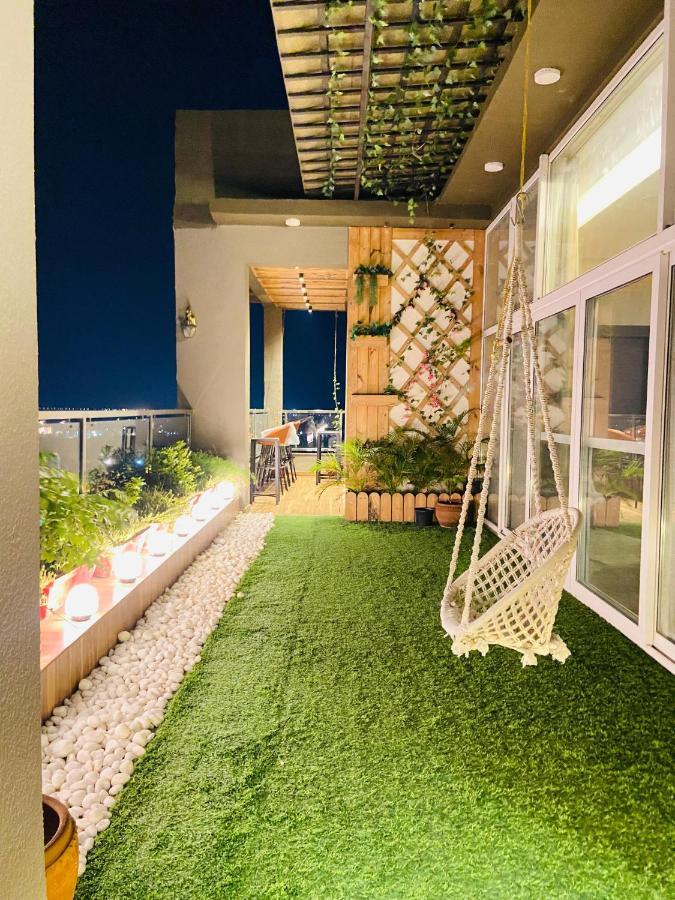 Luxury Penthouse With Taj Mahal View Lägenhet Agra  Exteriör bild